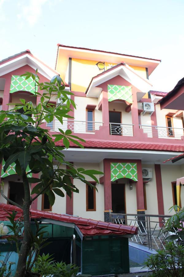 Pondok Cemara Hotel Medan Bagian luar foto