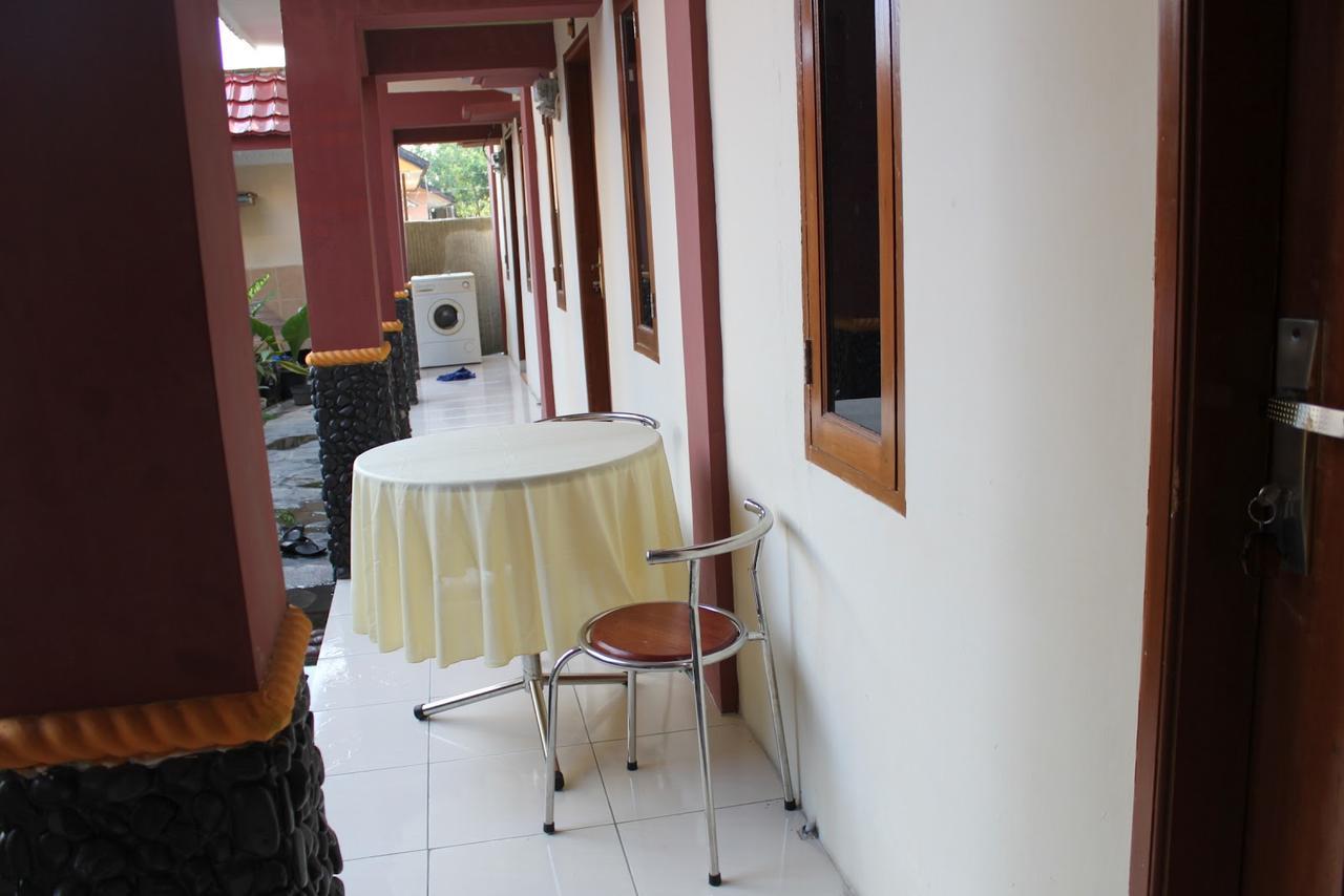 Pondok Cemara Hotel Medan Bagian luar foto