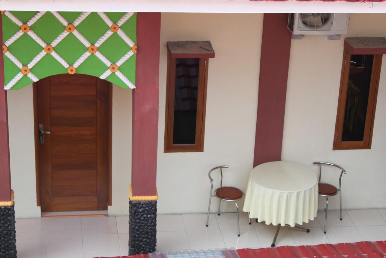 Pondok Cemara Hotel Medan Bagian luar foto