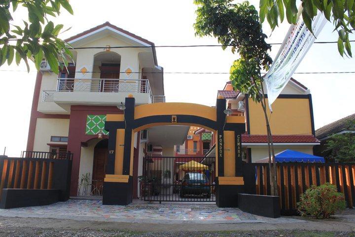 Pondok Cemara Hotel Medan Bagian luar foto