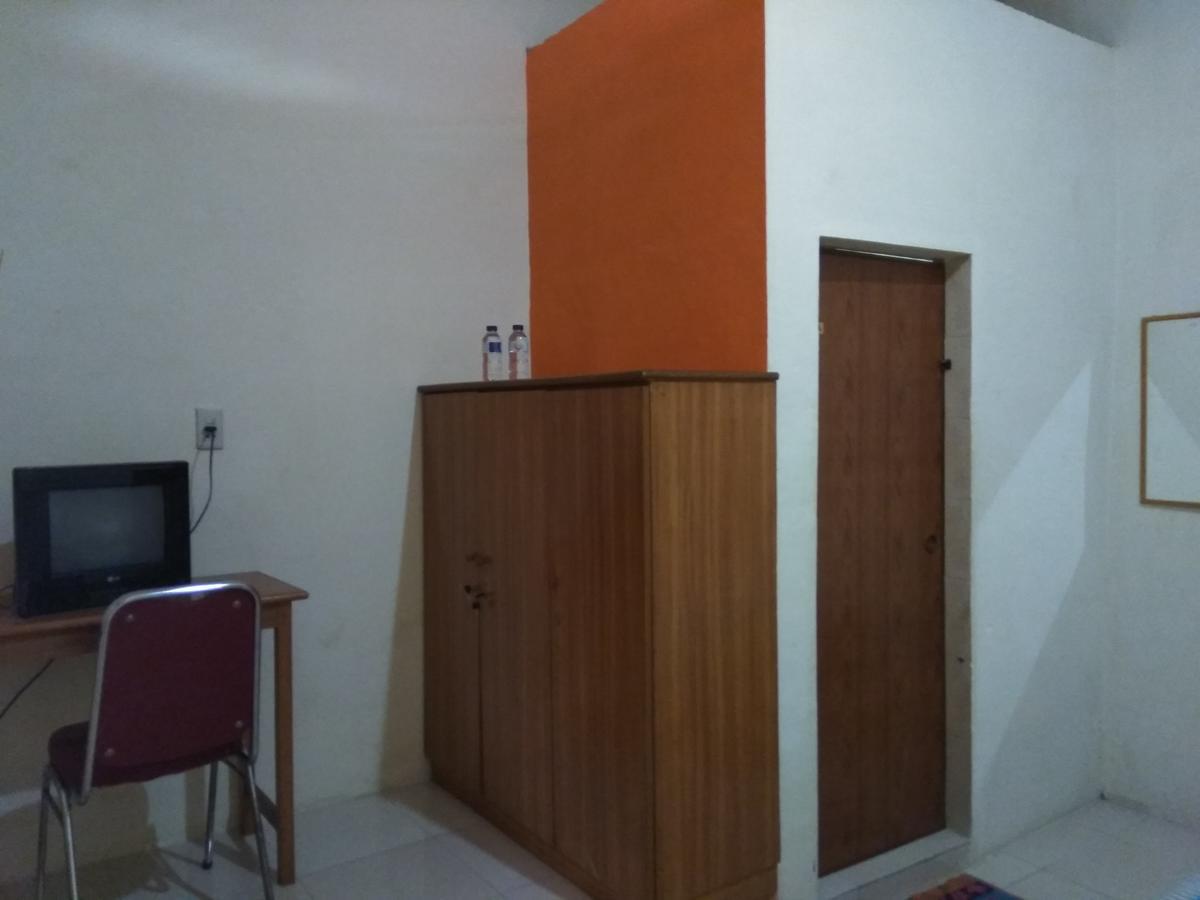 Pondok Cemara Hotel Medan Bagian luar foto