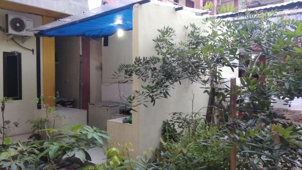 Pondok Cemara Hotel Medan Bagian luar foto