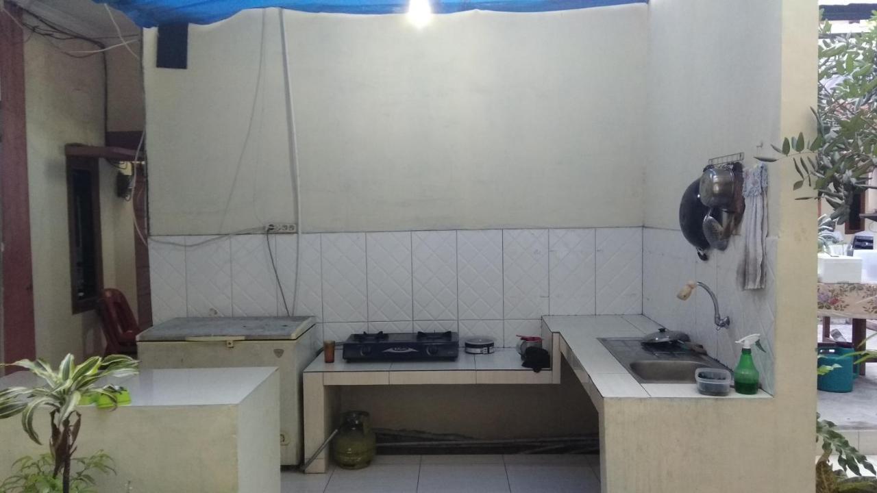 Pondok Cemara Hotel Medan Bagian luar foto
